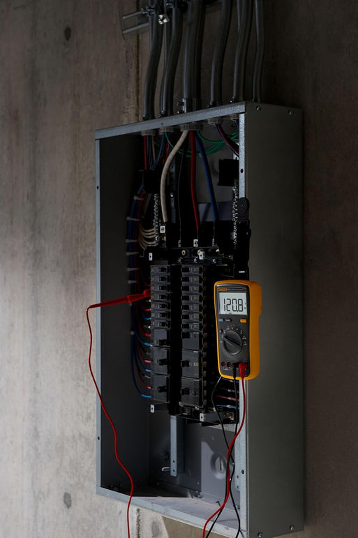 Fluke 15B+ Digital Multimeter, for Electrical Applications, Measures AC/DC Voltage and Current Measurements up to 1000V and 10A, along with Resistance, Continuity, Diode, and Capacitance Capabilities